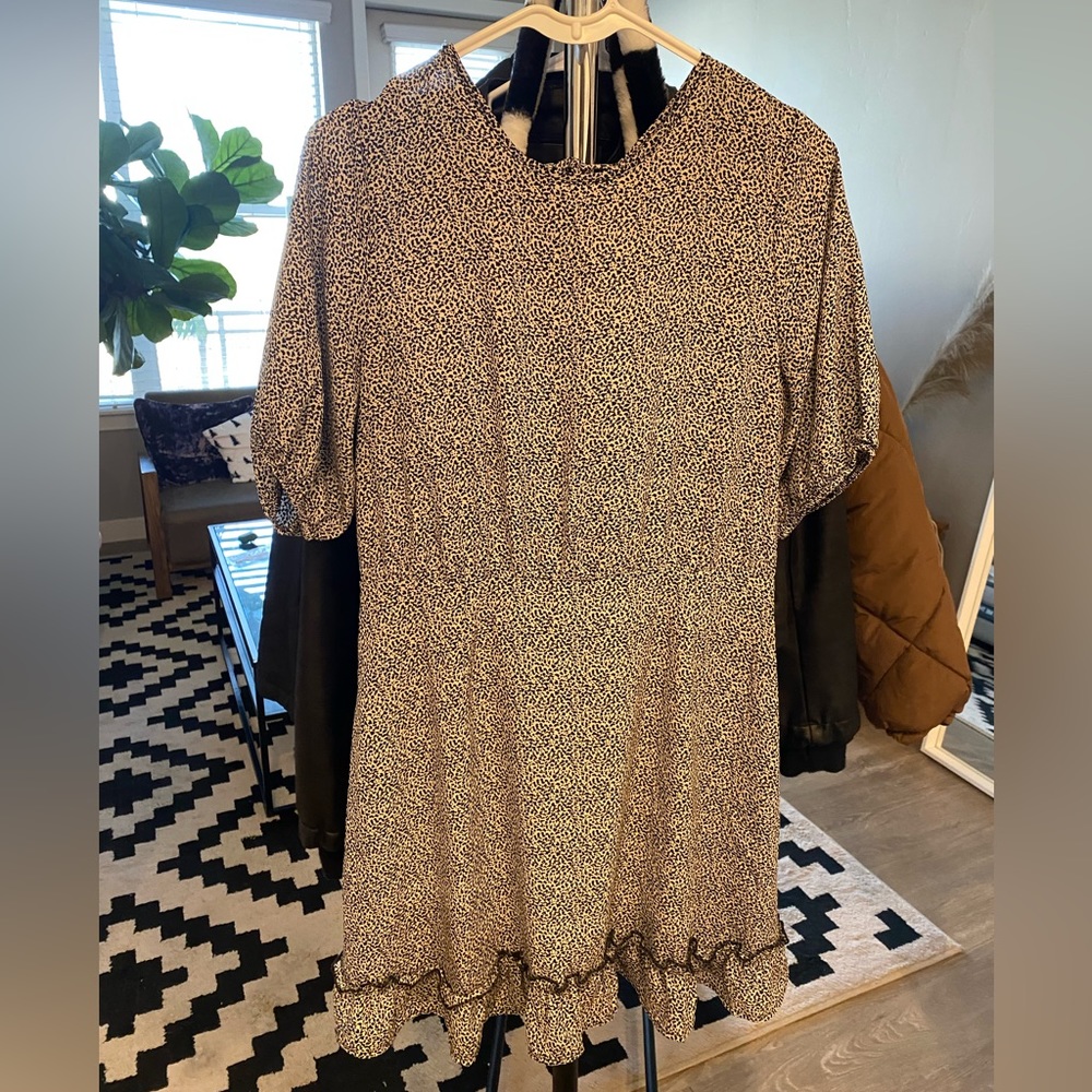 Black and cream spotted dress